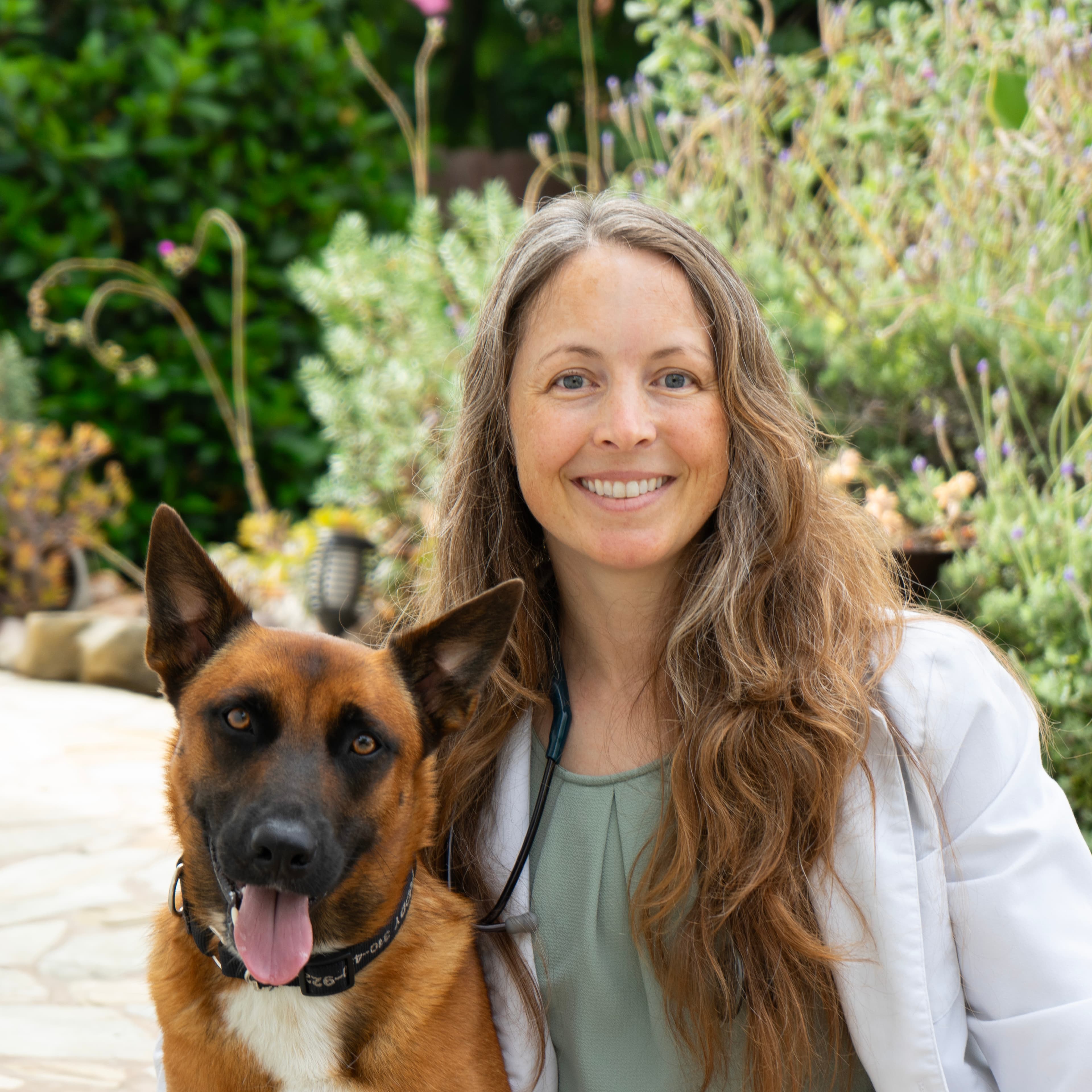 Photo of Dr. Rikki Alley