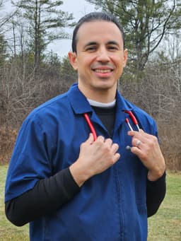 Dr. Jorge Adarraga